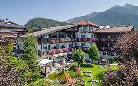 Parkhotel Seefeld